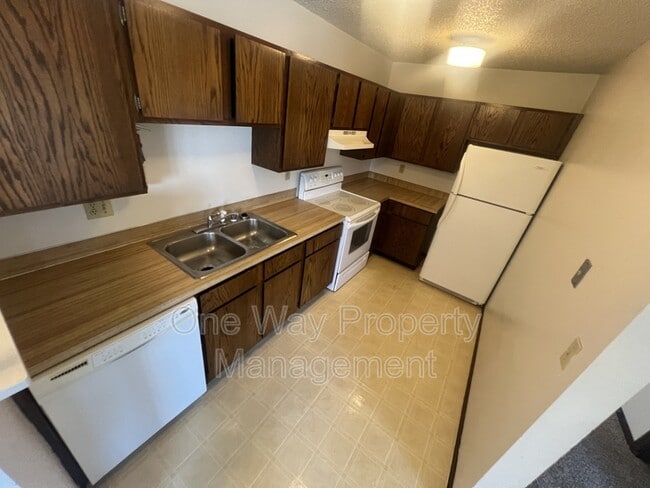 Building Photo - 2511 W 27th St