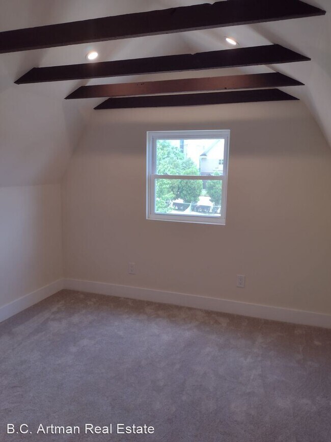 Building Photo - 3 br, 2 bath House - 259 Dunseith Street