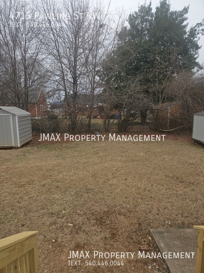 Building Photo - This property has a no security deposit op...