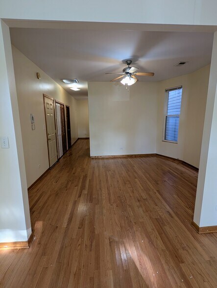 Building Photo - 2041 N Keeler Ave