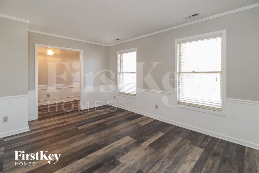 Building Photo - 7808 Beech Forest Rd