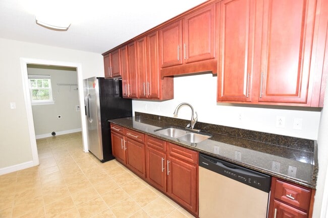 Building Photo - 4923 Krick St