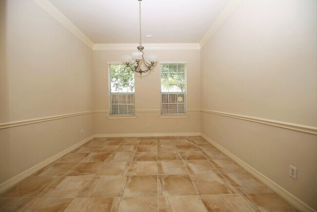 Building Photo - 13315 Olive Trce