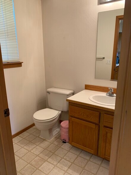 Half bathroom - 2100 E Illinois St