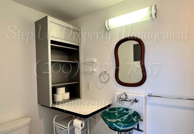 Building Photo - Unique Diamond Find In The Heart Of Historic Downtown Sonora!!!