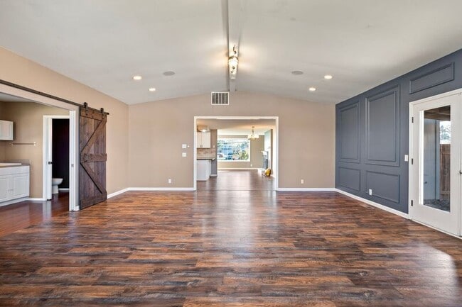 Building Photo - 2577 Elysium Ave
