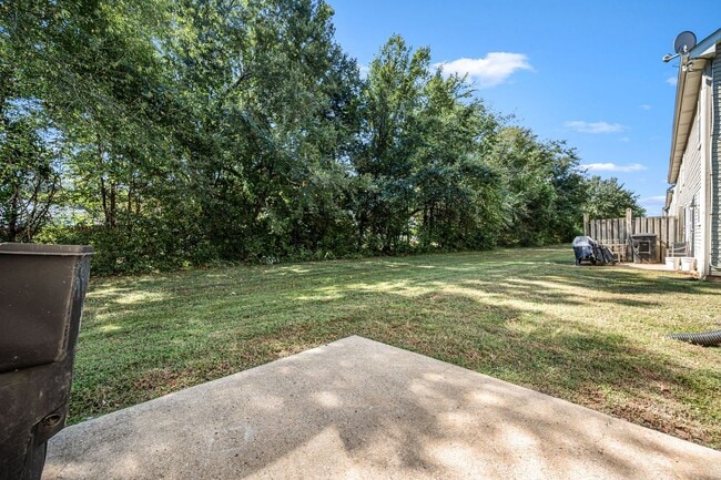 Building Photo - Hamlet Square Townhomes Unit 2410D