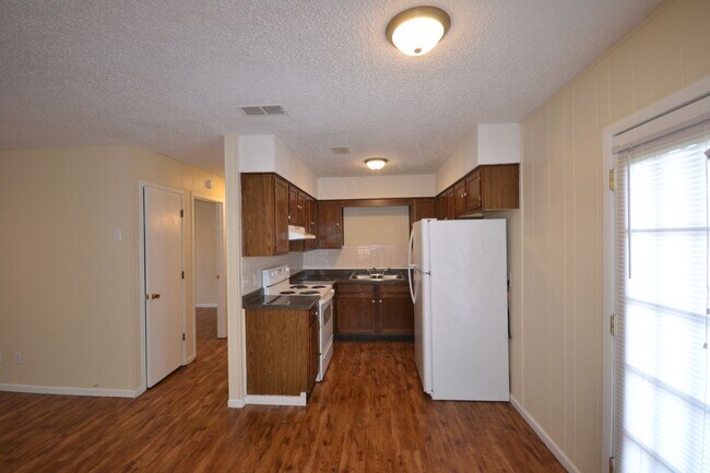 Building Photo - South Street Apartments