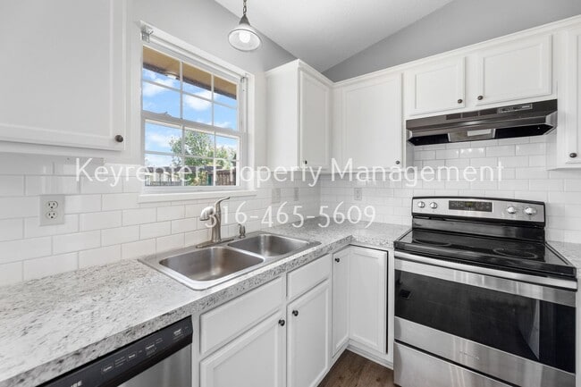 Building Photo - Beautiful 3 Bed 2 Bath in Goddard