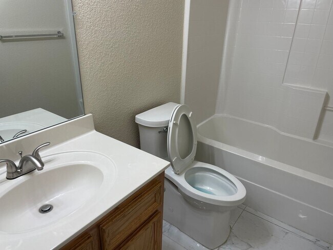 Building Photo - 2917 Sunflower Trail