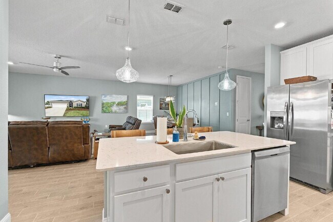 Building Photo - 4113 Acoma Dr