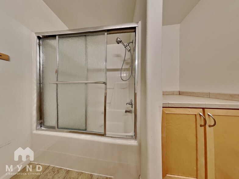 Building Photo - 15390 SW Mallard Dr