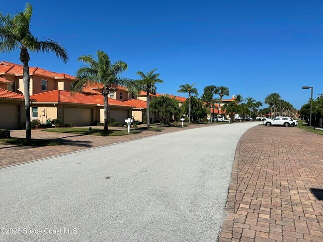 Building Photo - 12 Marina Isles Blvd