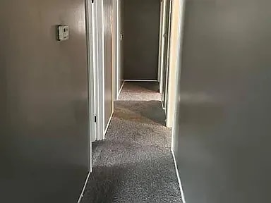 Building Photo - 20270 Hollywood St