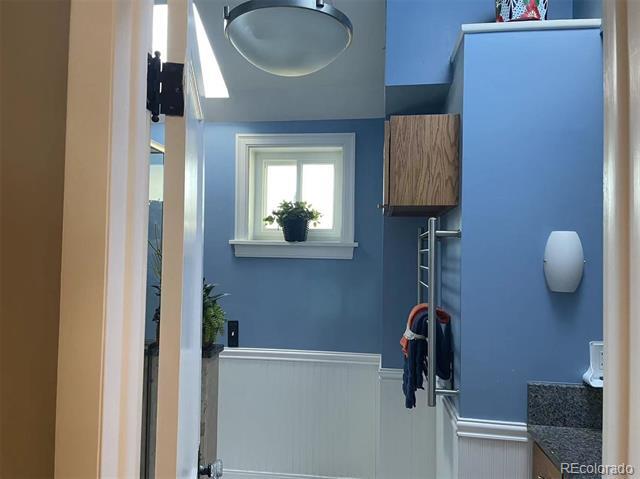 Building Photo - 1171 S University Blvd