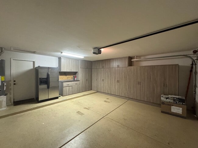 Building Photo - 4 Bedroom Home W/ Pool Available in Tatum ...