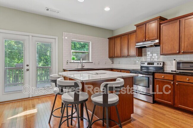 Building Photo - 1653 Liberty Pky NW