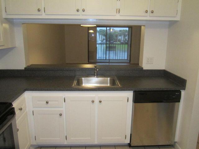 Building Photo - 22017 Palms Way