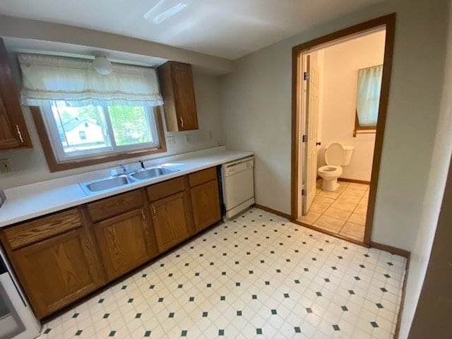 Building Photo - WHOLE HOUSE: 3 Bed 1 Bath close to UWEC! Available June 1st