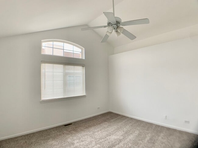 Building Photo - 3270 Haverhill Dr