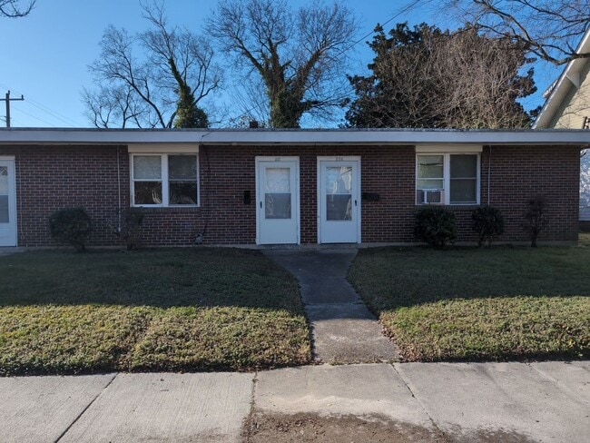 Primary Photo - 207 W 30th St