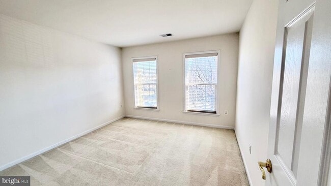 Building Photo - 3724 Renoir Terrace