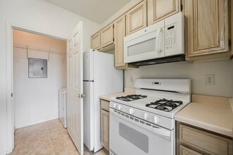 Building Photo - Spectacular Two Bedroom Condo Located In A...