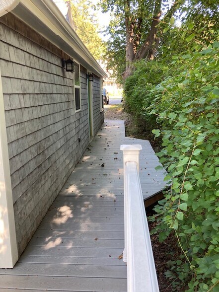 entry walk/porch - 32 Adams St