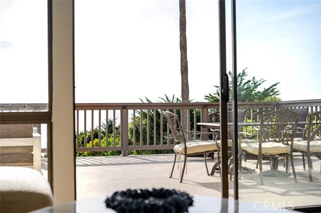 Building Photo - 11813 Ellice St