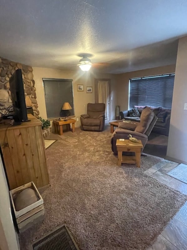 Building Photo - 110 Hart Ave