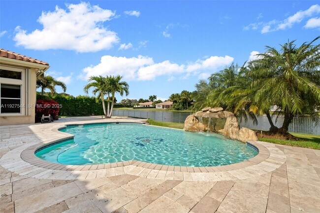 Building Photo - 15275 SW 38th St