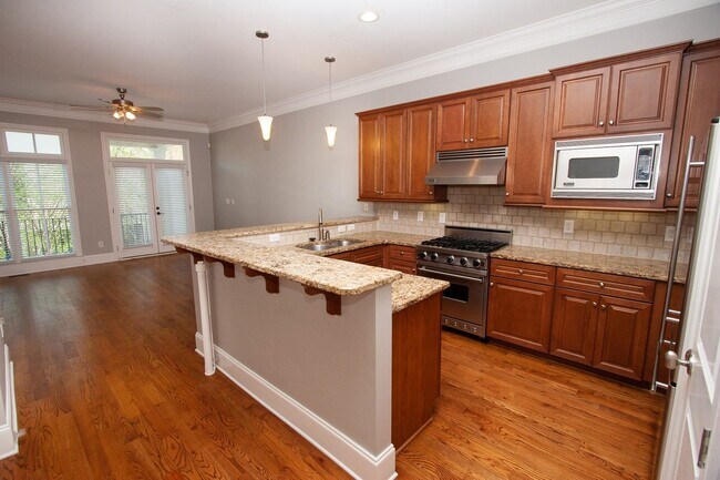 Building Photo - 839 Inman Vlg Pkwy NE