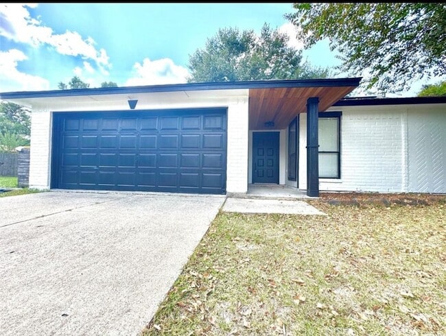 Building Photo - 17307 Eden Ct