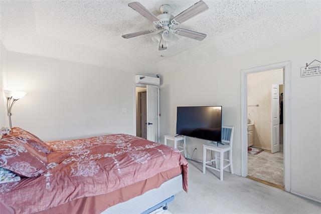Building Photo - 1701 Creekway Dr