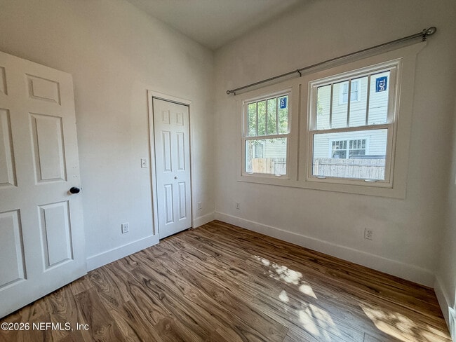 Building Photo - 2589 Post St