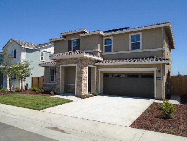 Building Photo - NEWER HOME IN LINCOLN OFF TWELVE BRIDGES!!