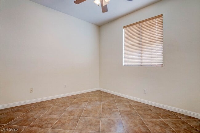 Building Photo - 1948 W Hammer Ln