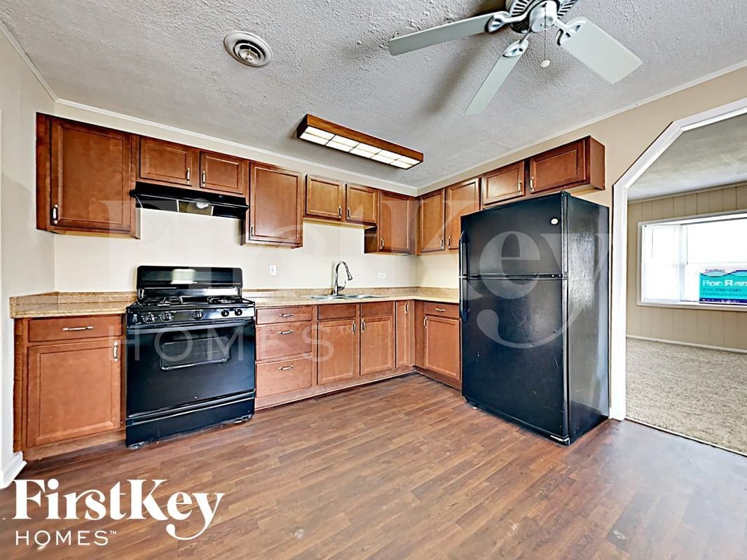 Building Photo - 3507 Susan Ln