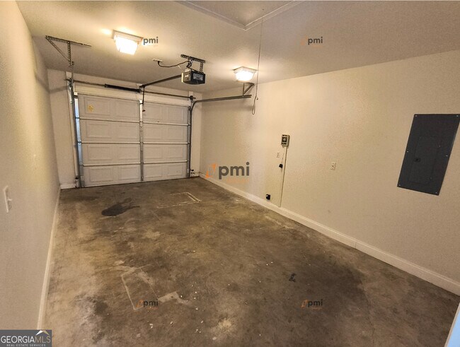 Building Photo - 206 Gayla Ct
