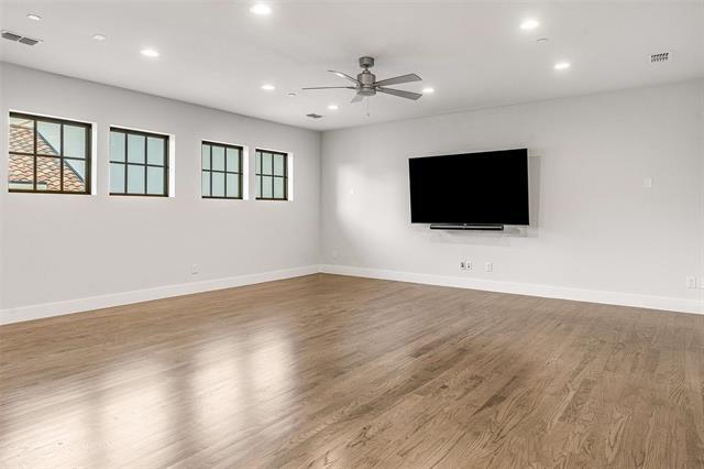 Building Photo - 2800 Lakeside Pkwy