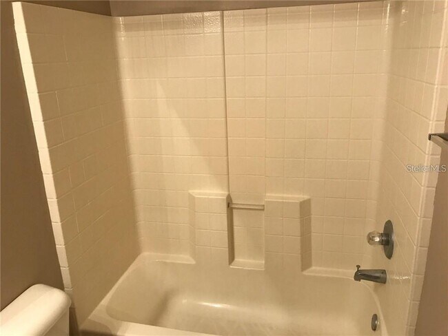 Building Photo - 15776 Fishhawk Falls Dr