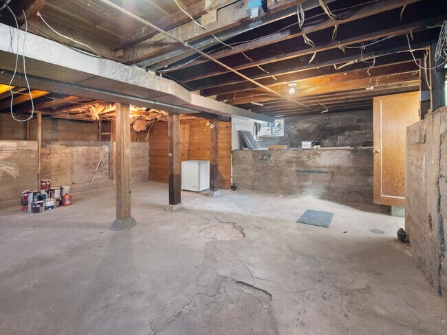 Building Photo - Modern & Cozy Retreat in Spokane – Prime Location Near Downtown