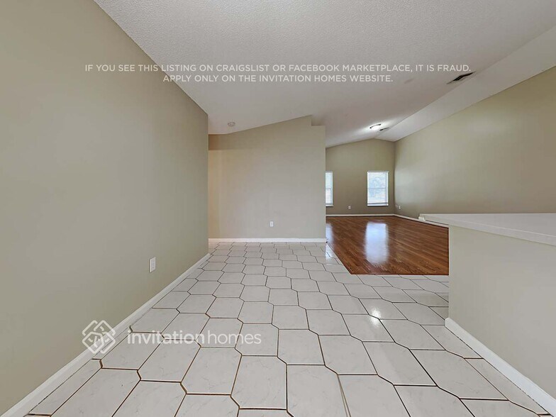 Building Photo - 13837 Folkestone Cir