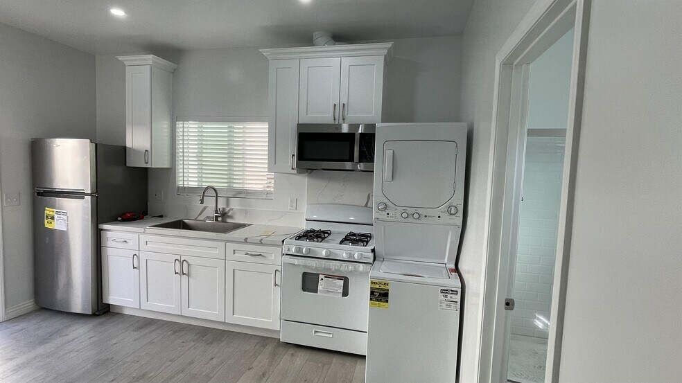 Building Photo - 4354 138th St