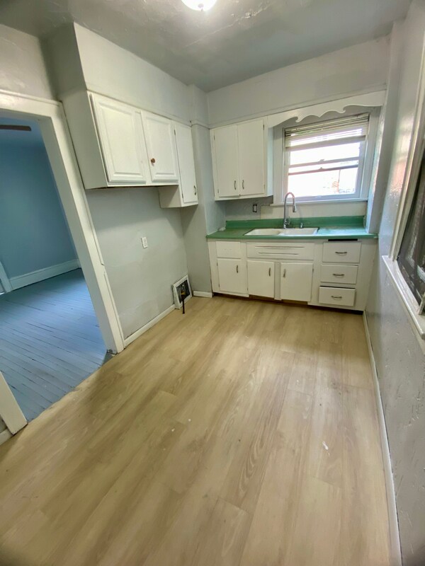 Building Photo - 94 Brighton Dr