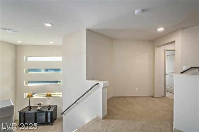 Building Photo - 8604 Grove Mill Ct