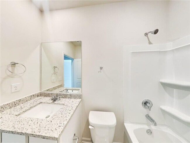 Building Photo - 1150 Amada Dr