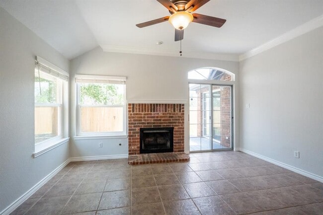 Building Photo - 8002 Manx Dr