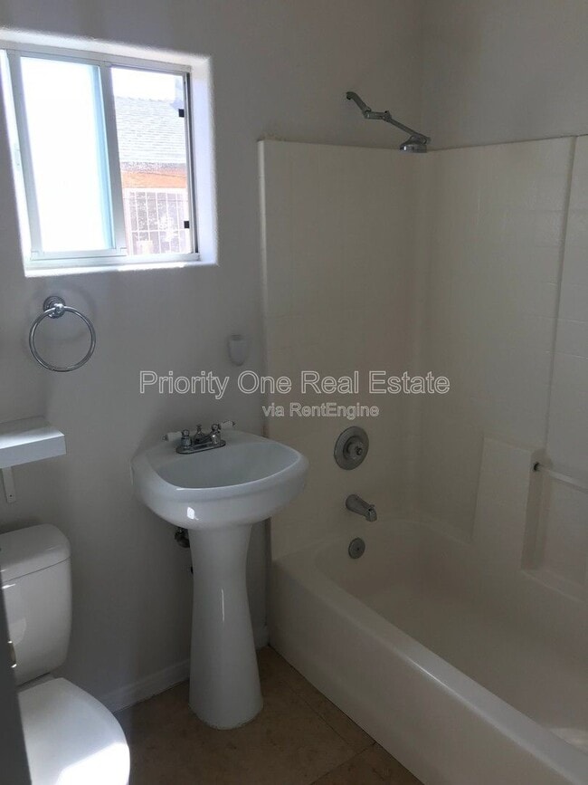 Building Photo - 4366 36th St