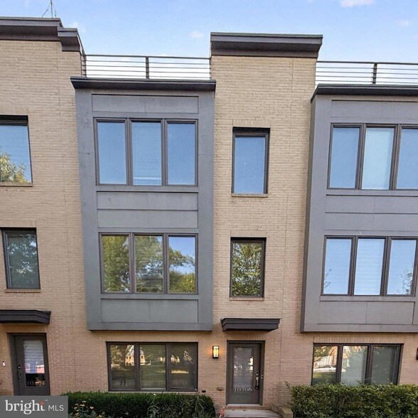 Building Photo - 10366 Jacobsen St